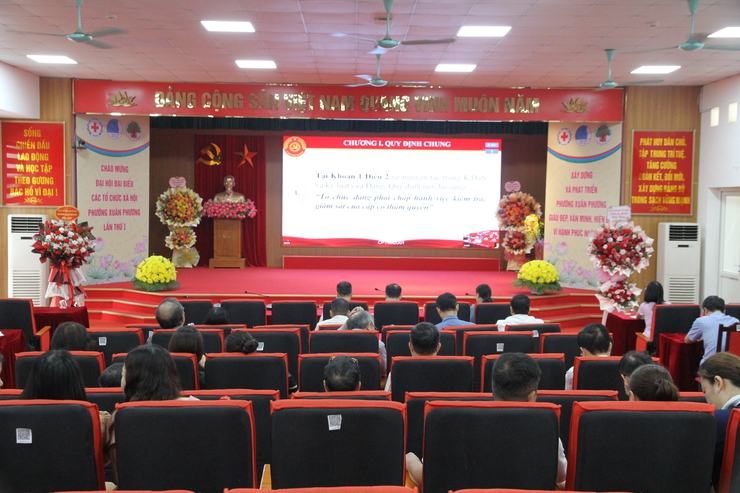 Phường Xuân Phương tiếp sóng hội nghị toàn quốc phổ biến, quán triệt và triển khai thực hiện các văn bản về công tác kiểm tra, giám sát, kỷ luật của Đảng - Ảnh 3.