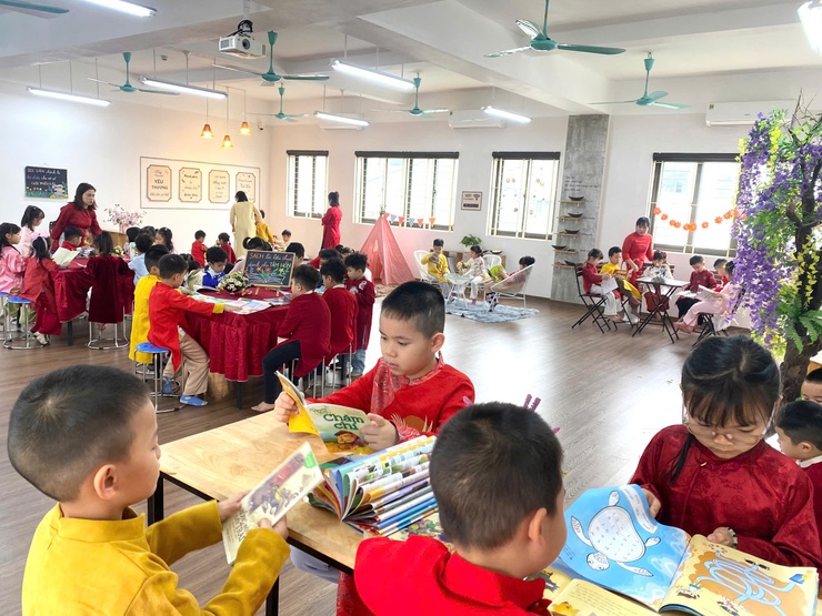 Lan tỏa văn hóa đọc tại các trường học phường Long Biên- Ảnh 11.