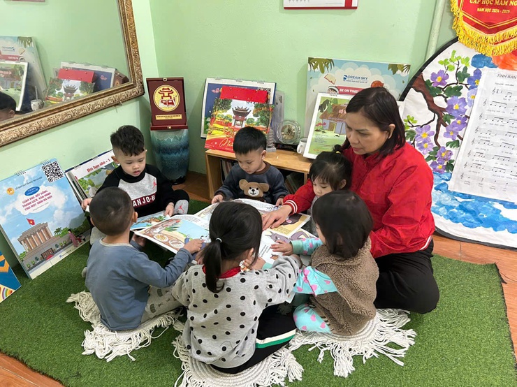 PHƯỜNG VĂN MIẾU – QUỐC TỬ GIÁM HƯỞNG ỨNG
NGÀY SÁCH VÀ VĂN HÓA ĐỌC VIỆT NAM LẦN THỨ NĂM – NĂM 2026
“LAN TỎA VĂN HÓA ĐỌC - KẾT NỐI TRI THỨC - PHÁT TRIỂN XÃ HỘI HỌC TẬP”- Ảnh 2.