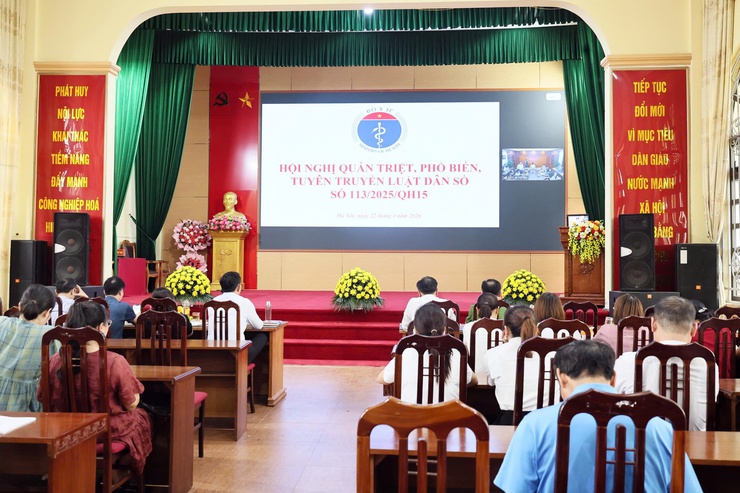 Xã Quảng Bị dự trực tuyến hội nghị quán triệt, phổ biến, tuyên truyền Luật Dân số số 113/2025/QH15- Ảnh 1.