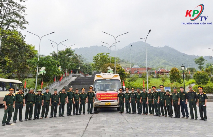 Đoàn công tác Hội CCB xã Kiều Phú tổ chức thăm lại chiến trường Vị Xuyên- Ảnh 4.