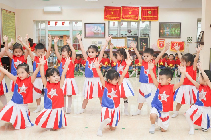 Liên hoan “Bé khỏe – Bé ngoan” tại Trường Mầm non Bạch Hạ- Ảnh 7.