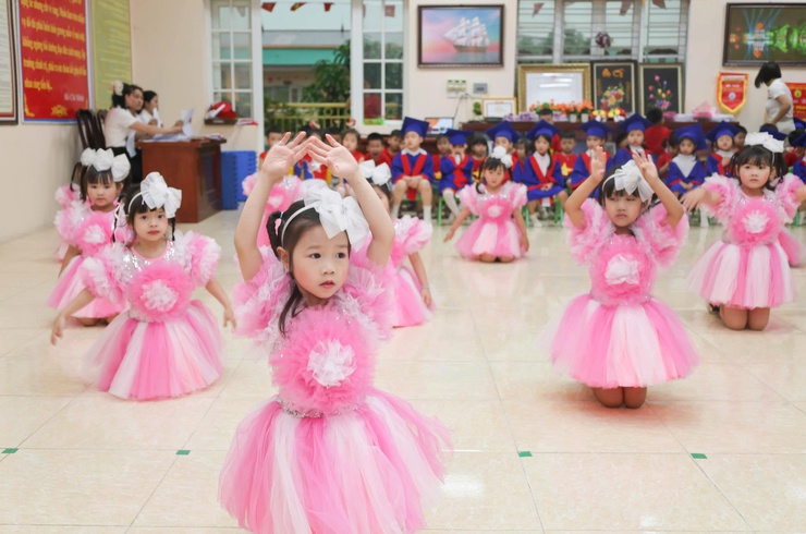 Liên hoan “Bé khỏe – Bé ngoan” tại Trường Mầm non Bạch Hạ- Ảnh 6.