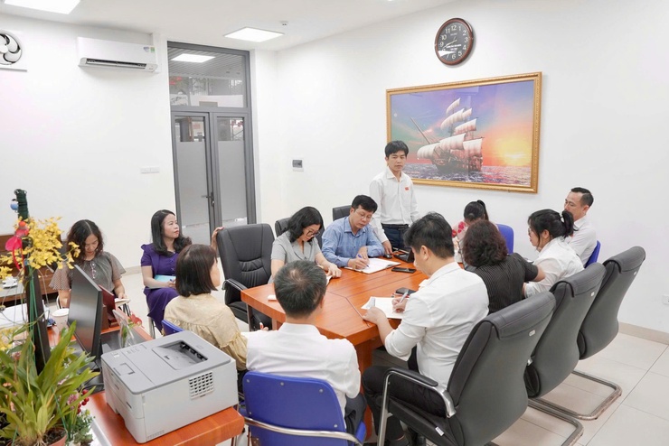 BAN KINH TẾ - NGÂN SÁCH HĐND XÃ THIÊN LỘC KHẢO SÁT CÔNG TÁC QUẢN LÝ, SỬ DỤNG TÀI SẢN CÔNG VÀ CÔNG TÁC THU - CHI TÀI CHÍNH TẠI TRƯỜNG THCS KIM NỖ- Ảnh 13.