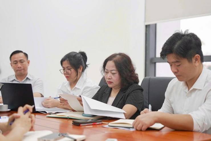 BAN KINH TẾ - NGÂN SÁCH HĐND XÃ THIÊN LỘC KHẢO SÁT CÔNG TÁC QUẢN LÝ, SỬ DỤNG TÀI SẢN CÔNG VÀ CÔNG TÁC THU - CHI TÀI CHÍNH TẠI TRƯỜNG THCS KIM NỖ- Ảnh 2.