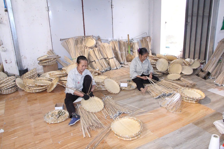 Sức sống làng nghề Phú Nghĩa trong những ngày tháng 4 lịch sử- Ảnh 2.