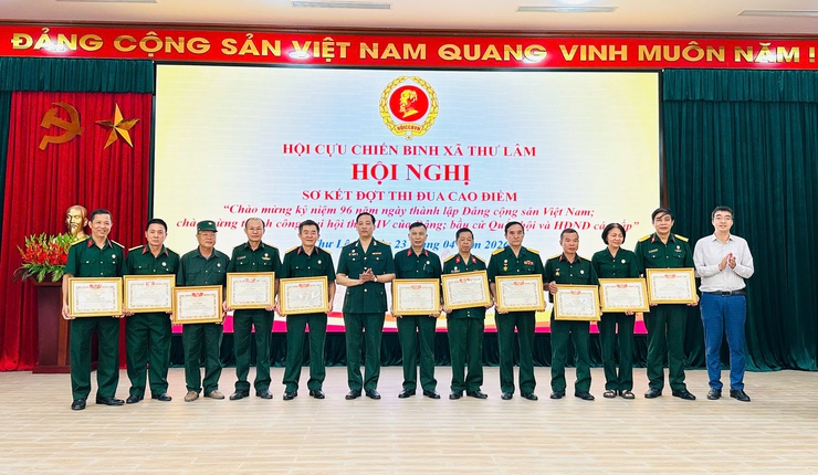 Hội Cựu chiến binh xã Thư Lâm sơ kết đợt thi đua cao điểm chào mừng các sự kiện chính trị trọng đại của đất nước, triển khai nhiệm vụ trọng tâm năm 2026- Ảnh 11.