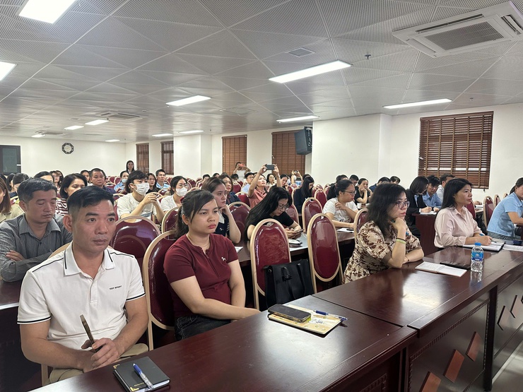 CDC Hà Nội: Giao ban chuyên môn với người làm công tác y tế của 221 cơ sở lao động- Ảnh 2.