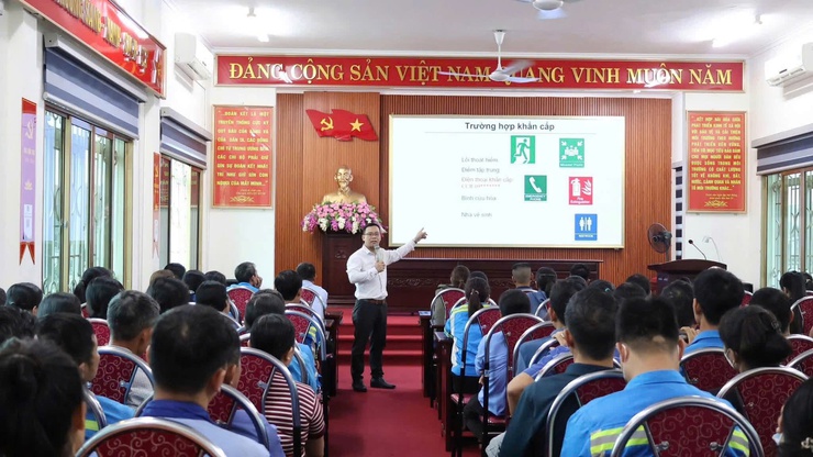 CÔNG TY CỔ PHẦN MÔI TRƯỜNG ĐÔ THỊ SÓC SƠN: KHAI MẠC KHÓA HUẤN LUYỆN ATVSLĐ – VÌ SỨC KHỎE NGƯỜI LAO ĐỘNG, VÌ SỰ PHÁT TRIỂN BỀN VỮNG- Ảnh 2.