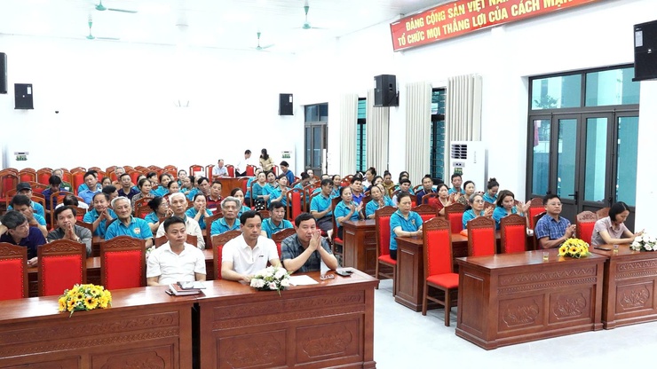Hội Nông dân xã Bình Minh đẩy mạnh tuyên truyền Cuộc vận động "Người Việt Nam ưu tiên dùng hàng Việt Nam" năm 2026- Ảnh 1.