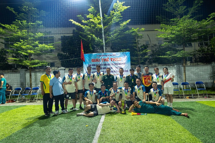 CHUNG KẾT GIẢI BÓNG ĐÁ, THI ĐẤU NHẢY BAO BỐ VÀ BẾ MẠC GIẢI THỂ THAO XÃ ỨNG THIÊN NĂM 2026- Ảnh 10.