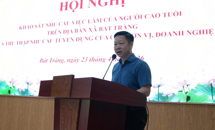 Bát Tràng khảo sát nhu cầu việc làm của người cao tuổi- Ảnh 2.