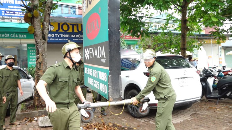 Xã Vật Lại ra quân tổng kiểm tra, xử lý vi phạm dịp nghỉ lễ- Ảnh 1.