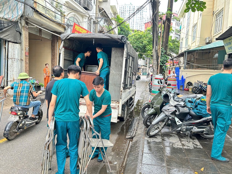 Thanh Xuân: Lực lượng Dân quân thường trực xung kích hỗ trợ Nhân dân giải phóng mặt bằng- Ảnh 1.