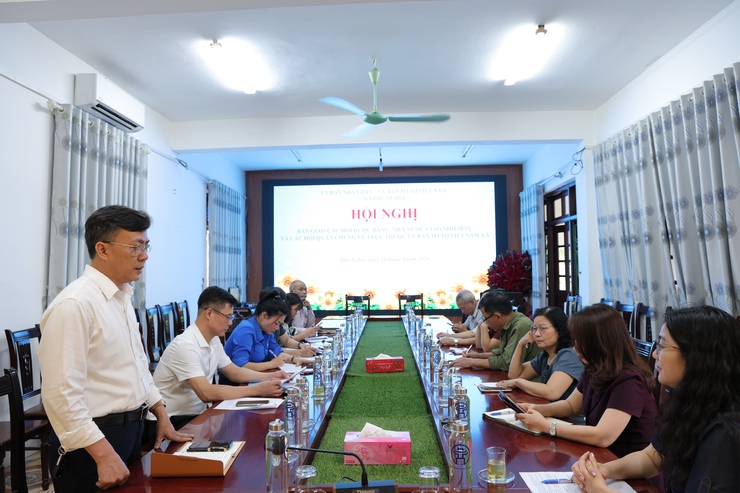 Phú Nghĩa tổ chức bàn giao các Hội được Đảng, Nhà nước giao nhiệm vụ và các Hội quần chúng về trực thuộc Ủy ban Mặt trận tổ quốc Việt Nam xã- Ảnh 4.