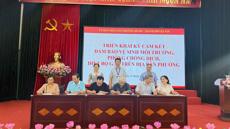 PHƯỜNG BỒ ĐỀ TRIỂN KHAI CHIẾN DỊCH TỔNG VỆ SINH MÔI TRƯỜNG, KHÁM SỨC KHỎE TOÀN DÂN VÀ THÁNG HÀNH ĐỘNG VÌ AN TOÀN THỰC PHẨM- Ảnh 2.