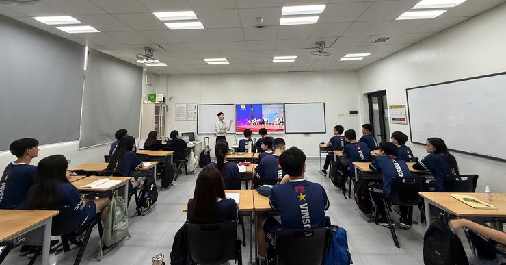 Phường Vĩnh Tuy tham gia Chương trình tuyên truyền phổ biến giáo dục pháp luật với chủ đề “Bản lĩnh Gen Z”- Ảnh 5.