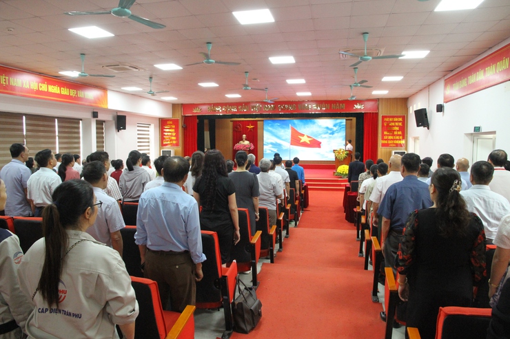 UBND phường Xuân Phương tổ chức Lễ phát động Tháng hành động về An toàn, vệ sinh lao động và Tháng Công nhân năm 2026- Ảnh 1.