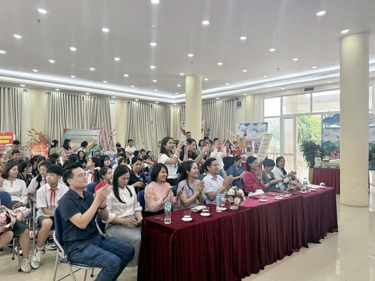 Phường Khương Đình tổ chức Hội thi xếp sách nghệ thuật hưởng ứng Ngày Sách và Văn hóa đọc Việt Nam năm 2026- Ảnh 2.