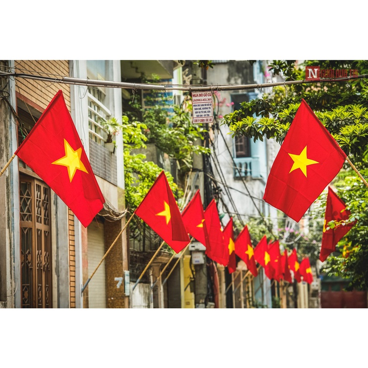 THÔNG BÁO TREO CỜ TỔ QUỐC KỶ NIỆM 30/4 VÀ 1/5- Ảnh 1.