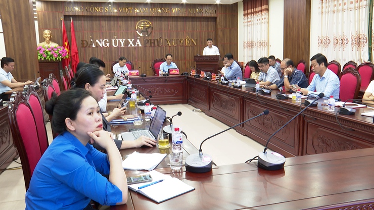 Xã Phú xuyên tổ chức hội nghị quán triệt, triển khai các văn bản, nghị quyết quan trọng.- Ảnh 5.