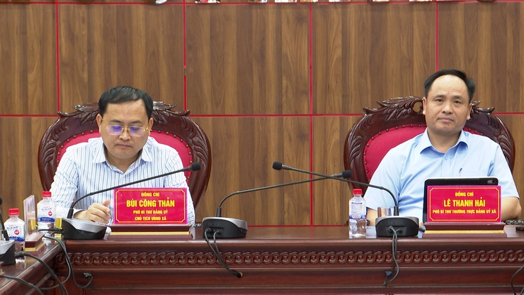 Xã Phú xuyên tổ chức hội nghị quán triệt, triển khai các văn bản, nghị quyết quan trọng.- Ảnh 2.