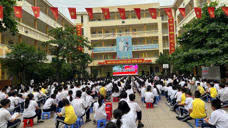 Phường Vĩnh Tuy tham gia Chương trình tuyên truyền phổ biến giáo dục pháp luật với chủ đề “Bản lĩnh Gen Z”- Ảnh 2.