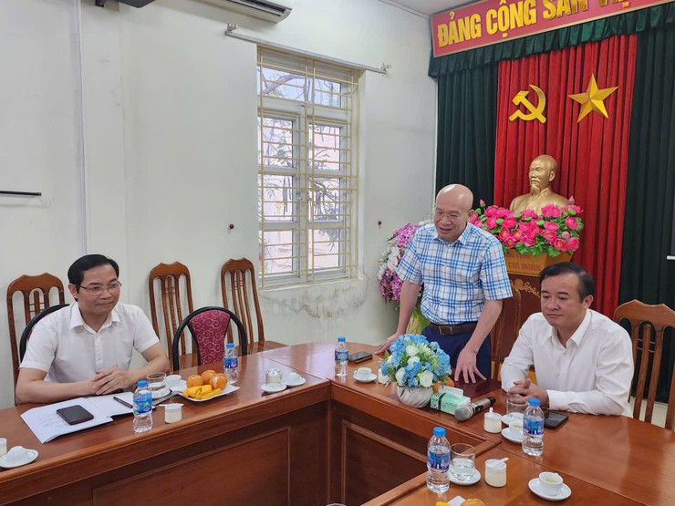 Xã Suối Hai khảo sát, thống nhất nội dung hỗ trợ chuyên môn với Bệnh viện Tim Hà Nội- Ảnh 2.
