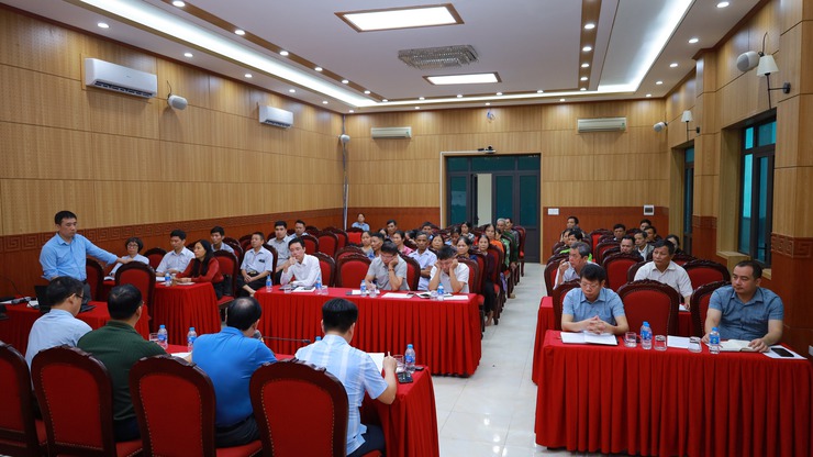 Xã Suối Hai họp tháo gỡ vướng mắc, đề xuất phương án bàn giao đất và cấp Giấy chứng nhận quyền sử dụng đất cho 29 hộ di dân Tân Đức- Ảnh 5.