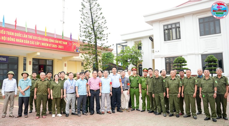 XÃ HƯNG ĐẠO RA QUÂN DUY TRÌ TRẬT TỰ ĐÔ THỊ, BẢO ĐẢM AN TOÀN GIAO THÔNG VÀ TRẬT TỰ CÔNG CỘNG- Ảnh 1.