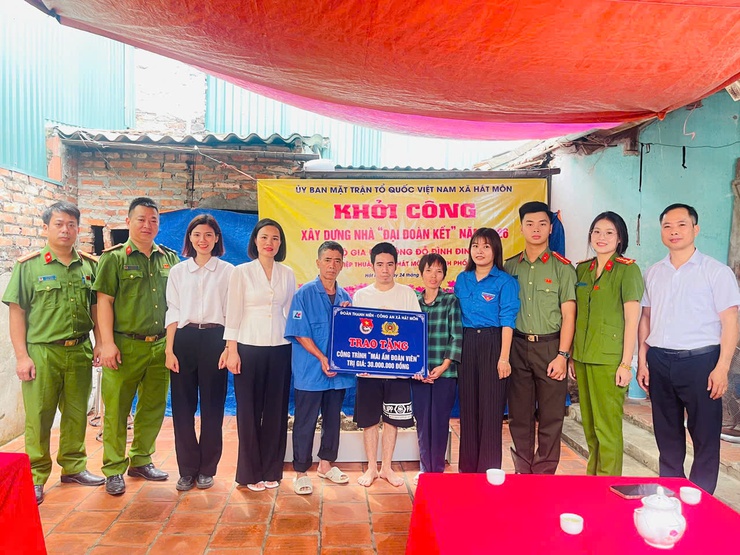 Hát Môn khởi công xây dựng nhà Đại đoàn kết cho hộ cận nghèo- Ảnh 5.