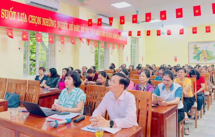 Nam Phù: Nâng cao nhận thức pháp luật đất đai, bảo đảm quyền lợi chính đáng của Nhân dân- Ảnh 4.