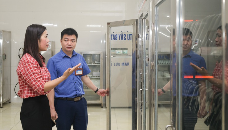 Tăng cường kiểm tra an toàn thực phẩm tại các trường mầm non có bữa ăn bán trú trên địa bàn xã Đại Xuyên- Ảnh 6.