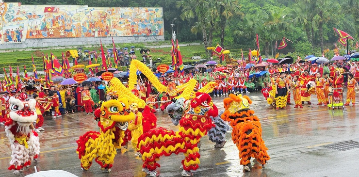 CÂU LẠC BỘ LÂN - SƯ - RỒNG  TAM HIỆP XÃ HÁT MÔN - VINH DỰ BIỂU DIỄN TẠI LỄ HỘI ĐỀN HÙNG VÀ TUẦN VĂN HÓA- DU LỊCH ĐẤT TỔ NĂM BÍNH NGỌ 2026- Ảnh 5.