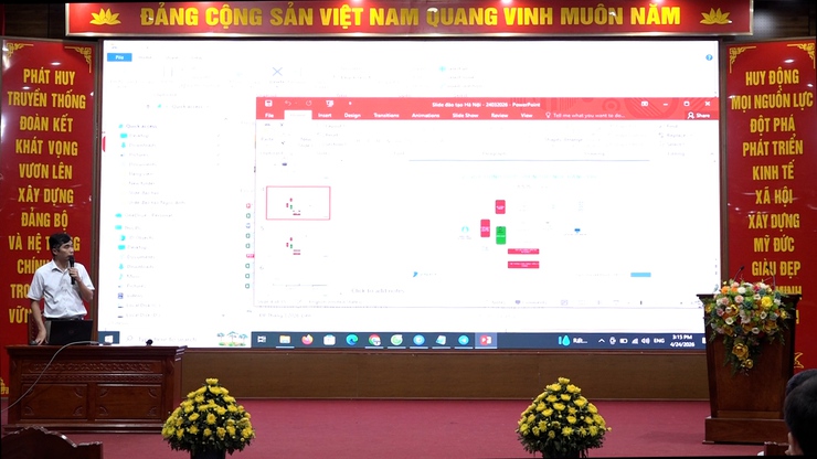 Đảng ủy xã Mỹ Đức trao tặng Huy hiệu Đảng đợt 19/5; tập huấn kỹ năng, nghiệp vụ thu, nộp quản lý đảng phí và sử dụng Hệ thống thông tin giải quyết thủ tục hành chính của Đảng- Ảnh 14.