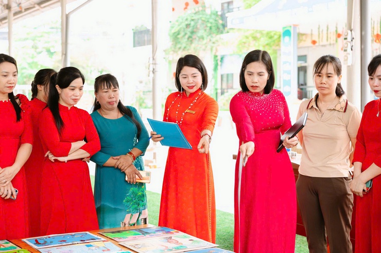 Hội thi “Bé khéo tay” Trường Mầm non Phụng Châu năm học 2025–2026- Ảnh 11.