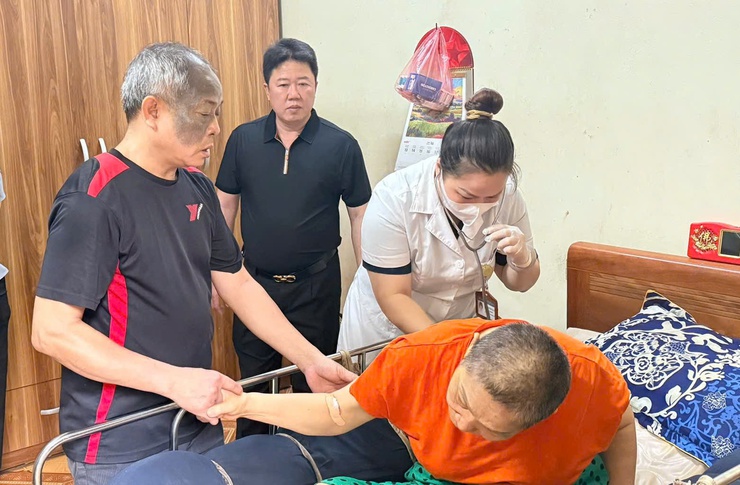 UBND PHƯỜNG VĂN MIẾU – QUỐC TỬ GIÁM TĂNG CƯỜNG CHĂM SÓC SỨC KHỎE CHO NGƯỜI KHUYẾT TẬT CÓ HOÀN CẢNH KHÓ KHĂN TRÊN ĐỊA BÀN - Ảnh 6.