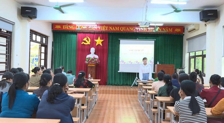 Hội LHPN xã Phúc Thọ tập huấn bồi dưỡng nghiệp vụ công tác Hội đợt 1 năm 2026- Ảnh 4.