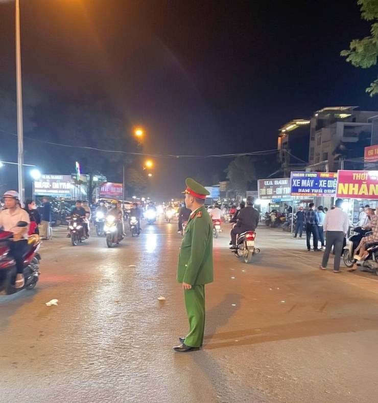 Công an xã Phú Nghĩa tăng cường các biện pháp bảo đảm an ninh, an toàn trong dịp nghỉ lễ- Ảnh 1.