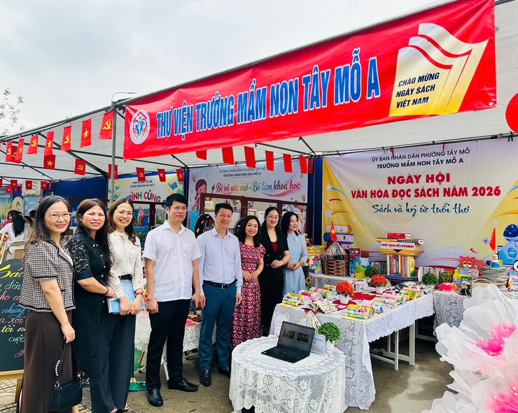 Phường Tây Mỗ tổ chức Lễ phát động hưởng ứng Ngày Sách và Văn hóa đọc Việt Nam lần thứ V năm 2026: Lan tỏa tri thức trong kỷ nguyên mới- Ảnh 6.