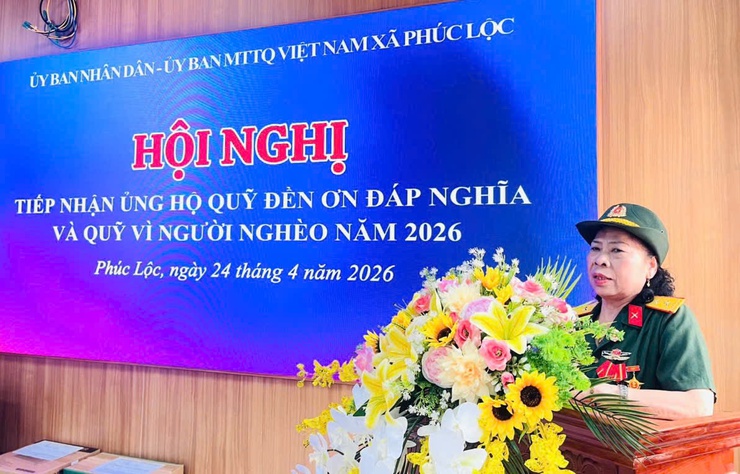 Cựu chiến binh Đoàn Thị Ngọc Lan ủng hộ 35 triệu đồng cho quỹ an sinh xã Phúc Lộc- Ảnh 2.