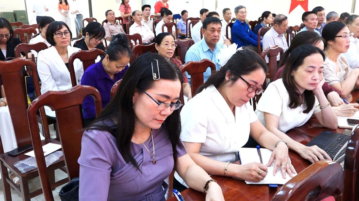 ĐẢNG ỦY XÃ DÂN HÒA TỔ CHỨC HỘI NGHỊ GIAO BAN THÁNG 4 NĂM 2026: NHIỀU KẾT QUẢ TÍCH CỰC TRÊN CÁC LĨNH VỰC- Ảnh 4.