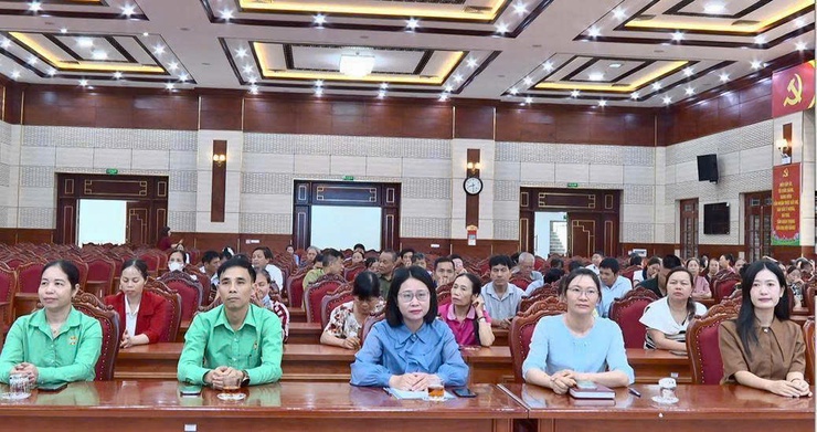  Xã Phúc Thọ: Tập huấn chuyển đổi số và nâng cao kỹ năng kinh doanh trên sàn thương mại điện tử- Ảnh 4.