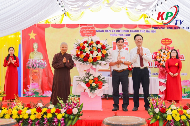 Lễ đón nhận Di tích lịch sử – văn hóa cấp thành phố Chùa Thiền Quang, thôn Thái Khê- Ảnh 4.