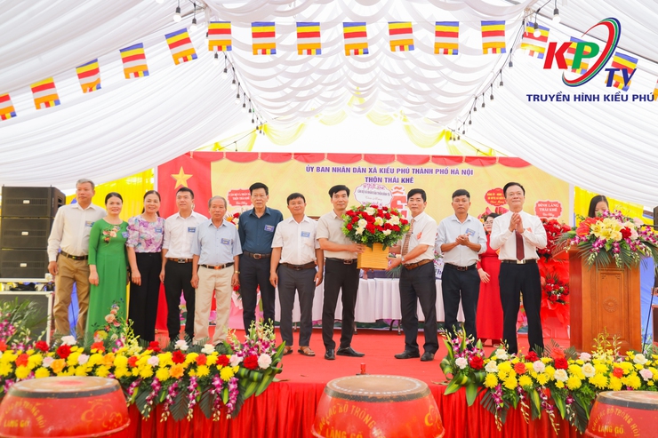 Lễ đón nhận Di tích lịch sử – văn hóa cấp thành phố Chùa Thiền Quang, thôn Thái Khê- Ảnh 3.