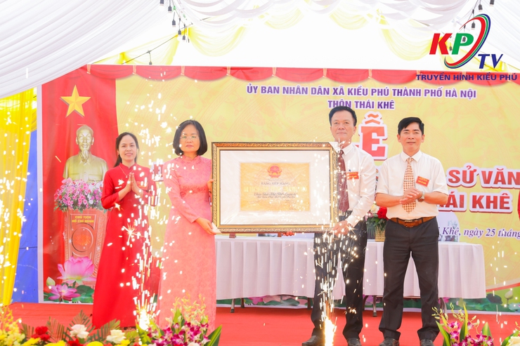 Lễ đón nhận Di tích lịch sử – văn hóa cấp thành phố Chùa Thiền Quang, thôn Thái Khê- Ảnh 6.