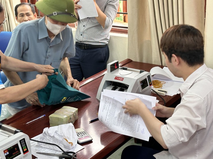 Tiếp tục chi trả bồi thường hỗ trợ GPMB Dự án Khu đô thị thể thao Olympic tại 4 thôn Yên Ngưu, Quỳnh Đô, Huỳnh Cung, Tả Thanh Oai.- Ảnh 14.