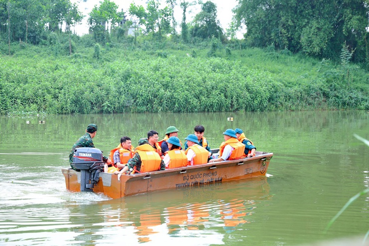Xuân Mai khảo sát thực địa, định hướng phát triển tuyến du lịch tâm linh Đình Bùi Xá – Đền Né- Ảnh 4.