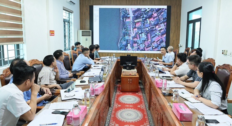 UBND xã Quảng Bị tổ chức Hội nghị Ban chỉ đạo thực hiện nhiệm vụ bồi thường, hỗ trợ và tái định cư Dự án cải tạo, nâng cấp đê tả Bùi, hữu Đáy- Ảnh 2.