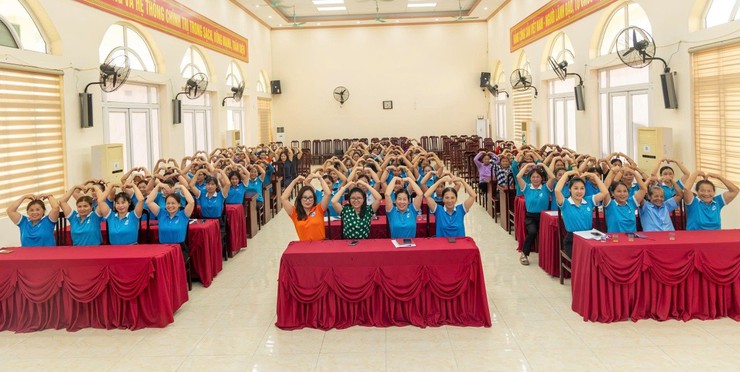 Hội LHPN xã Ứng Thiên tổ chức hội nghị tuyên truyền tín dụng chính sách và pháp luật về bình đẳng giới, phòng chống bạo lực gia đình năm 2026- Ảnh 8.
